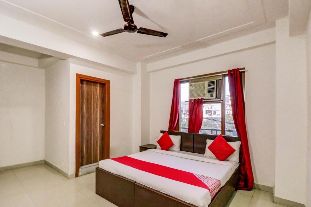 Oyo 71597 The Shivaay Residency Hotel Gurgaon Eksteriør billede
