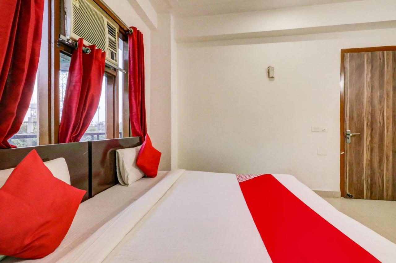 Oyo 71597 The Shivaay Residency Hotel Gurgaon Eksteriør billede